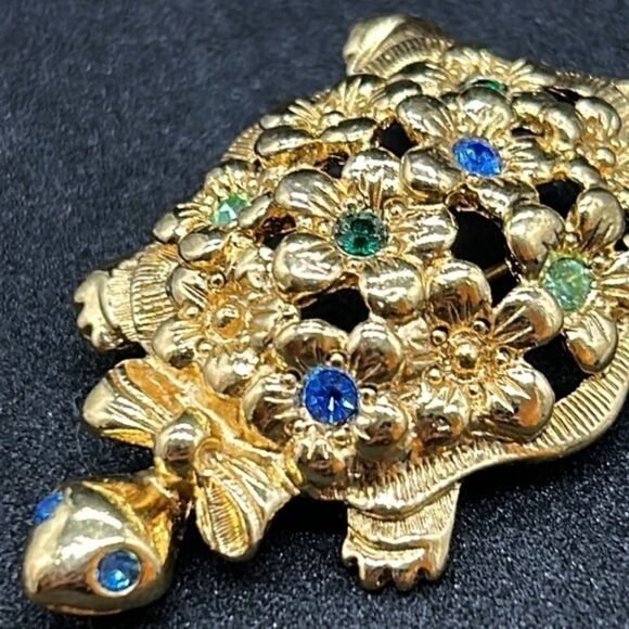 Avon Gold Tone Turtle Brooch‎ - Picture 2 of 7